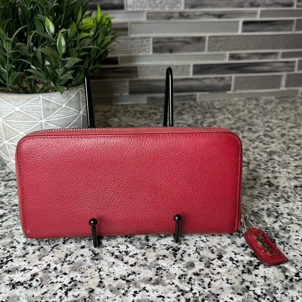 Yves Saint Laurent YSL | Gorgeous Red Leather Long Zipper Wallet - Picture 3 of 12